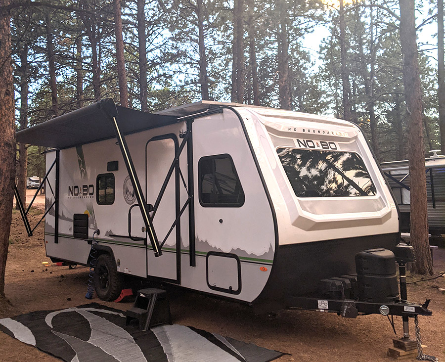Photos  2019 Forest River NOBO 16.8 Easy to tow Trailer Travel
